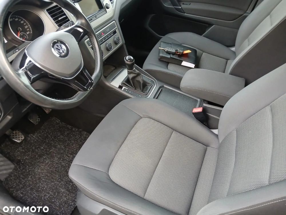 Volkswagen Golf Sportsvan - 15