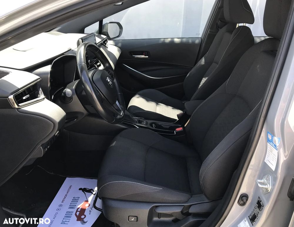 Toyota Corolla 1.8 Business Edition - 14
