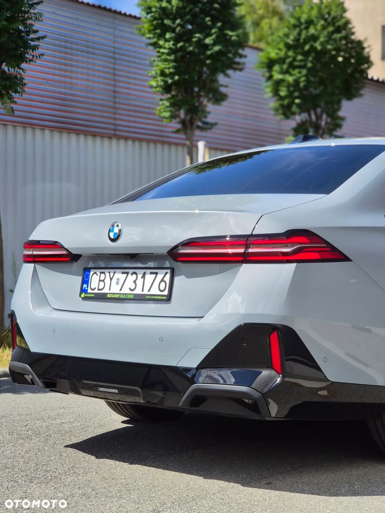 BMW Seria 5 - 35