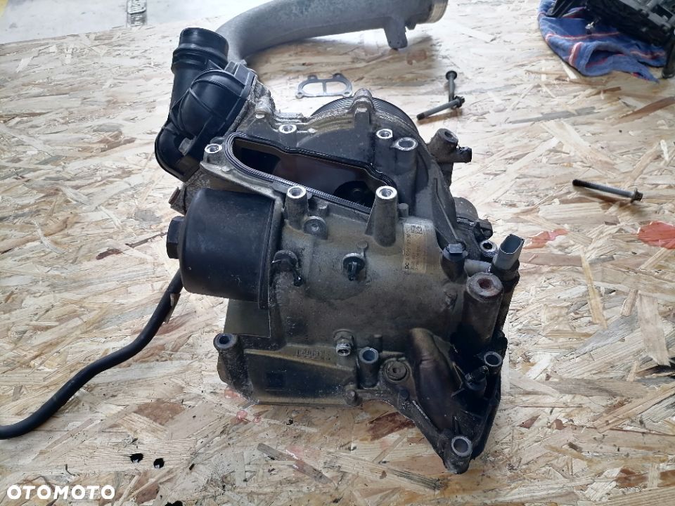 Obudowa filtra oleju OM936 Antos Atego Actros MP4 - 3