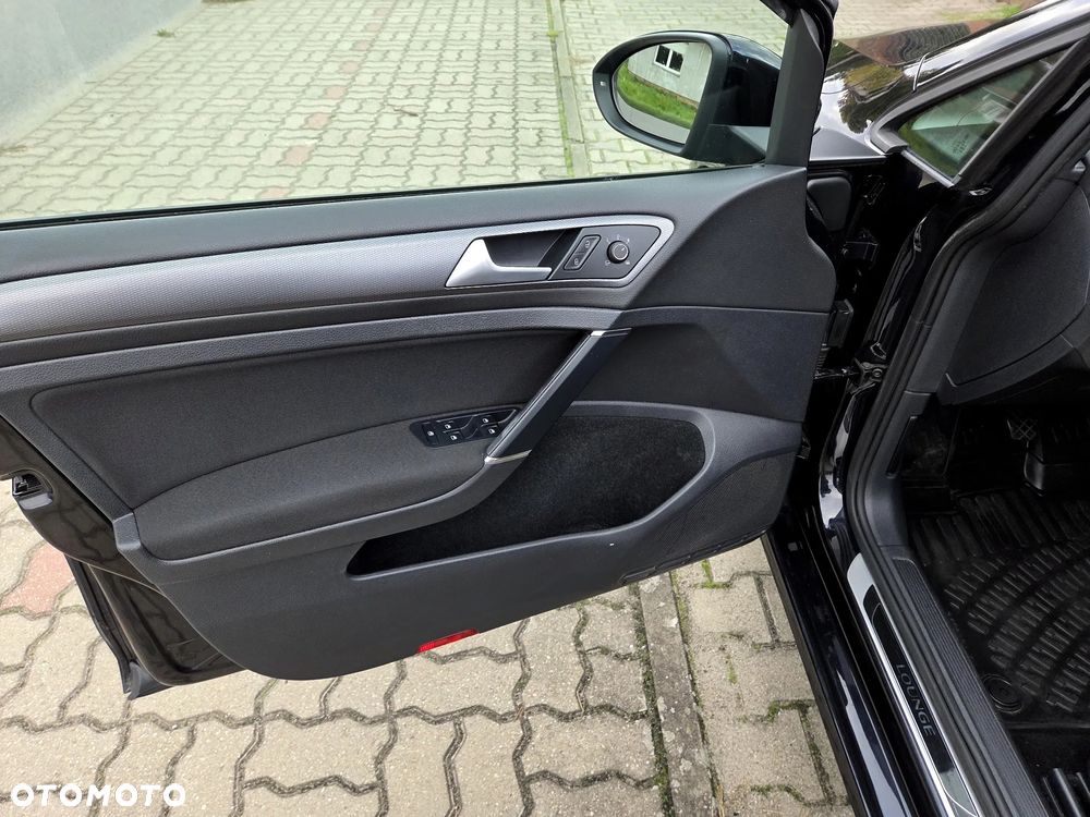 Volkswagen Golf 1.6 TDI BlueMotion Technology Lounge - 16