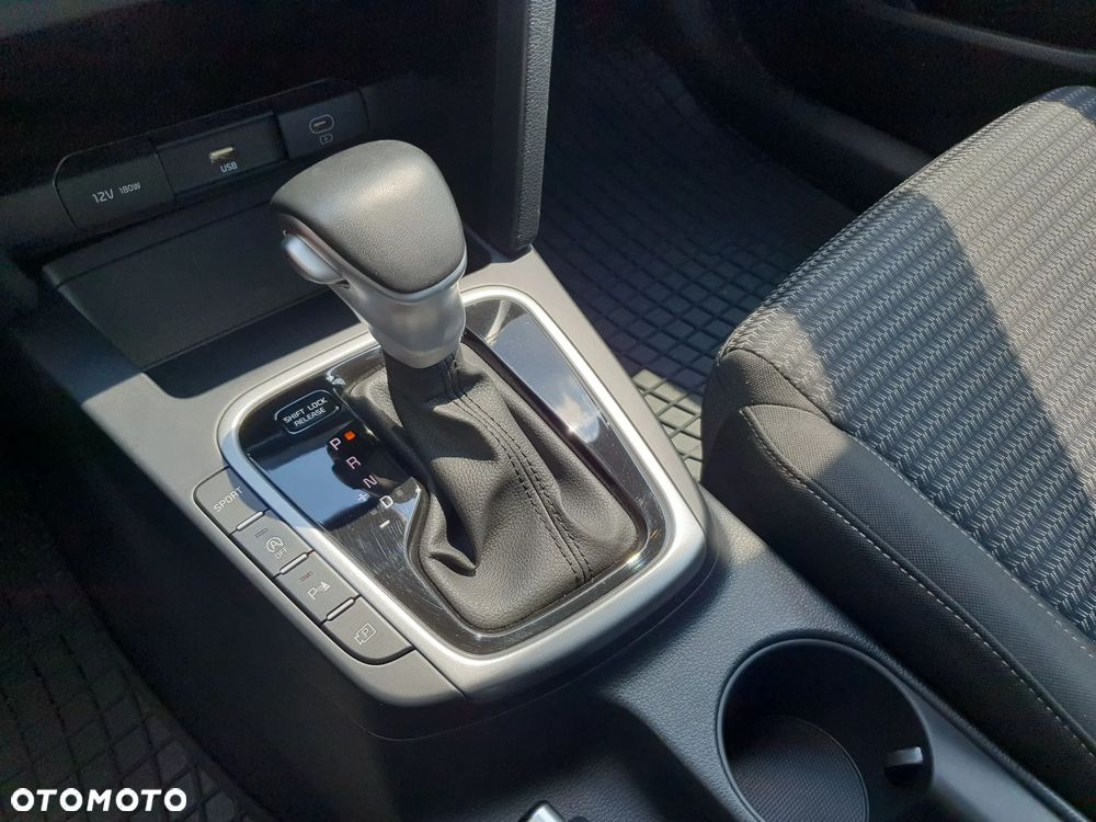 Kia Ceed 1.5 T-GDI M DCT - 16