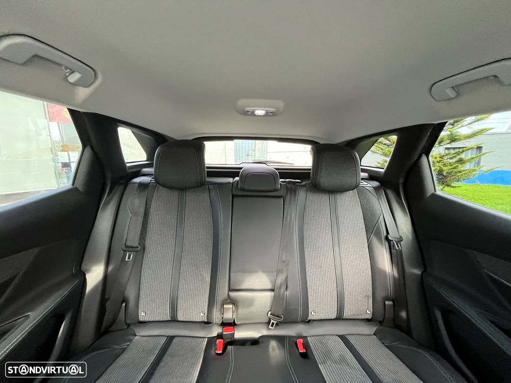 Peugeot 3008 1.6 Hybrid Allure Pack e-EAT8 - 47