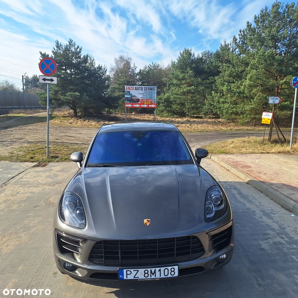 Porsche Macan Standard - 1