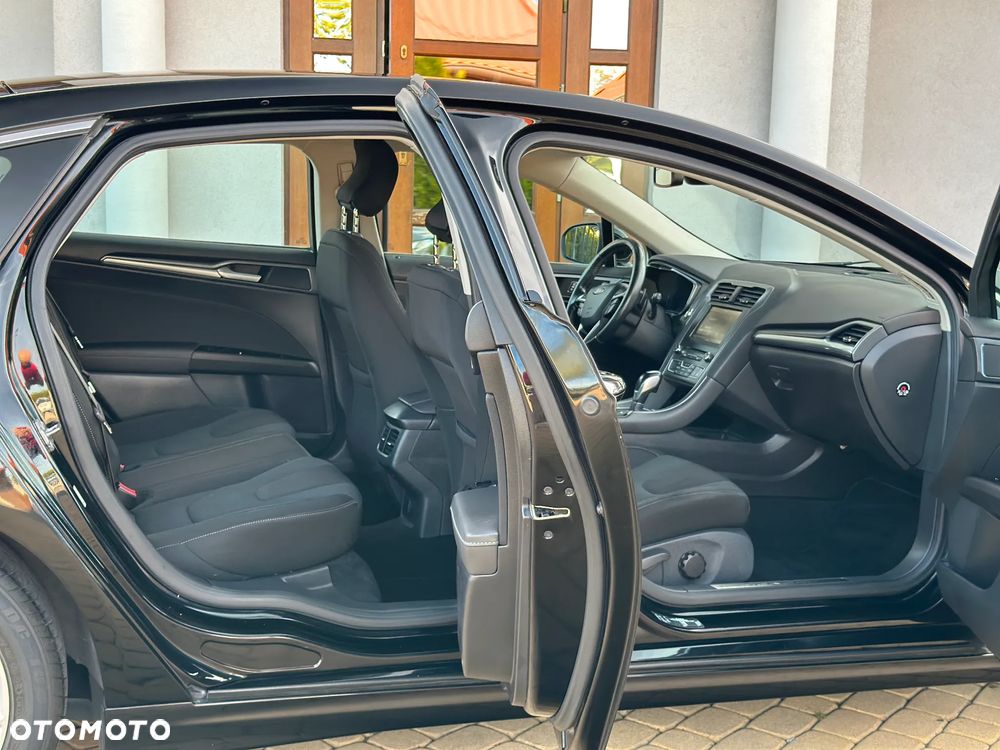 Ford Mondeo - 27