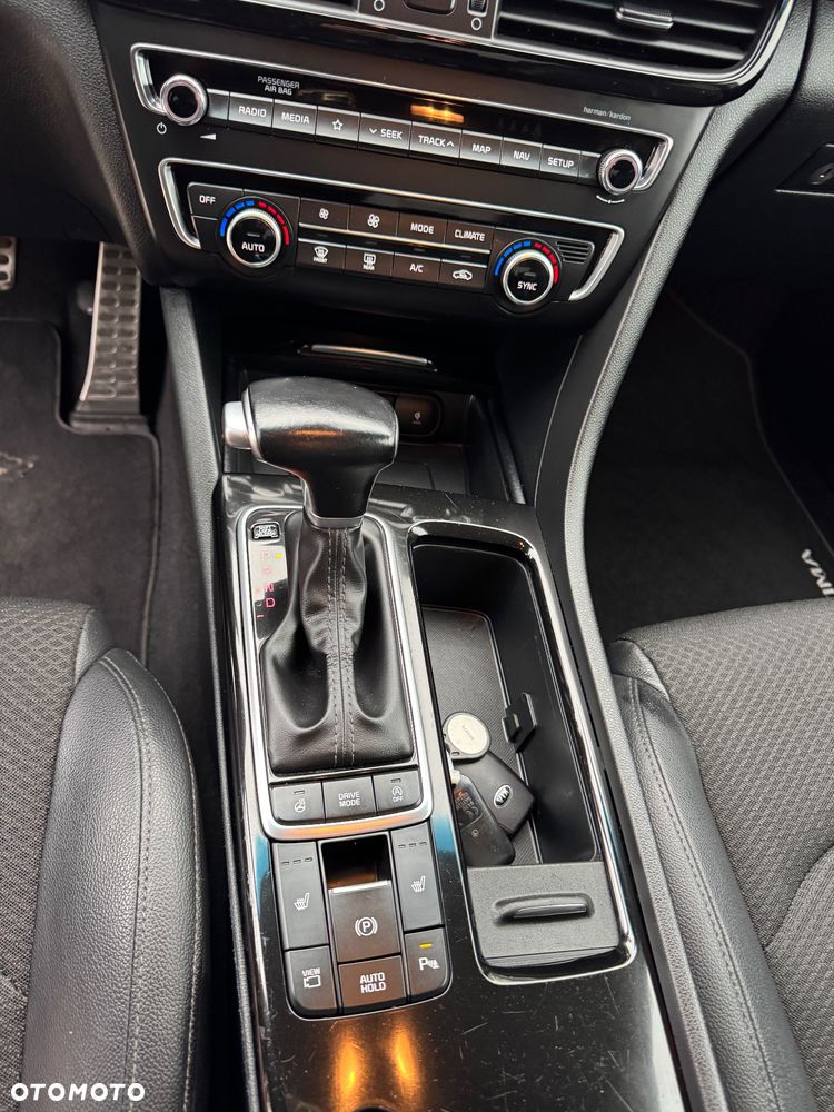 Kia Optima - 12