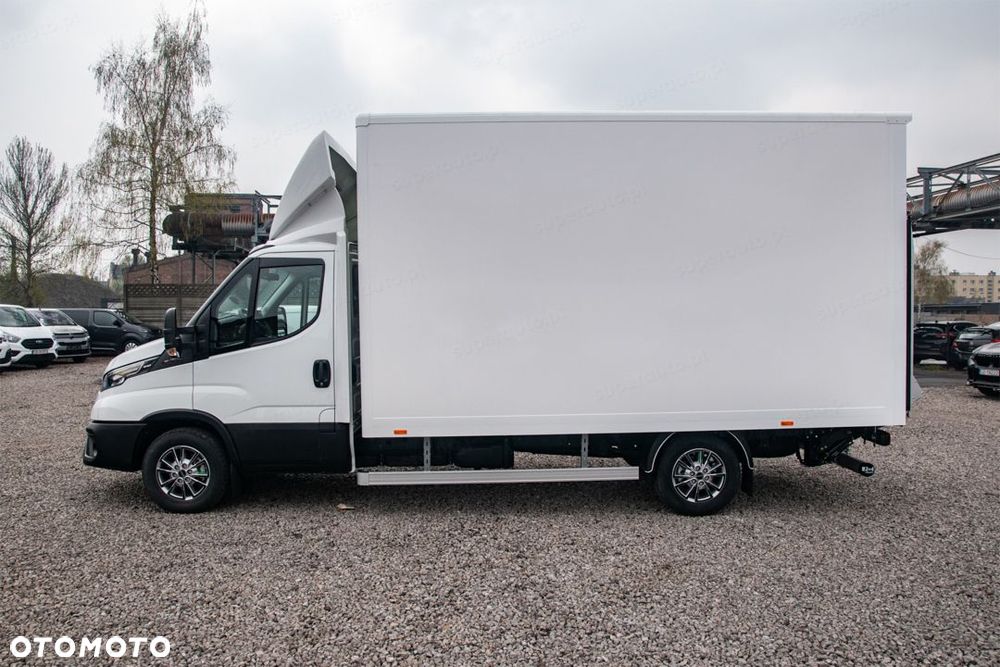 Iveco Daily 35S18 Kontener 8EP + Winda 3.0 180KM - 9