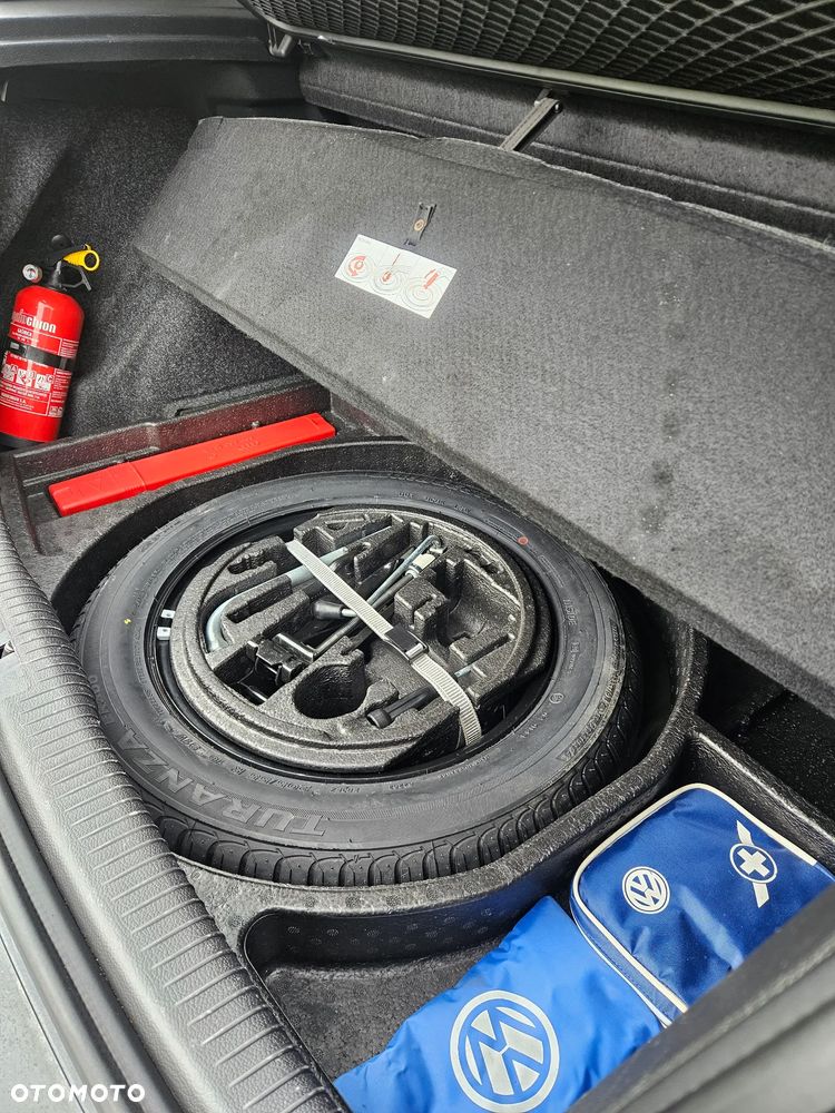 Volkswagen Golf 2.0 TDI Highline DSG - 20