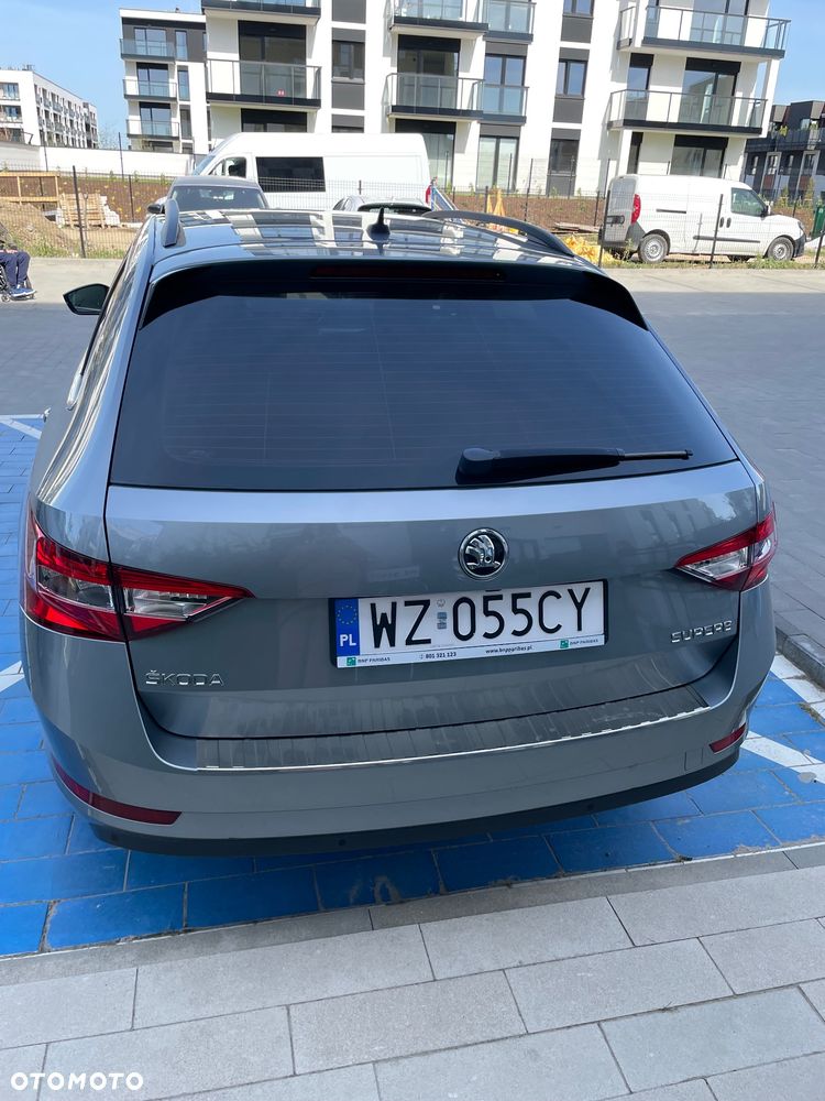 Skoda Superb 1.6 TDI DSG Ambition - 5