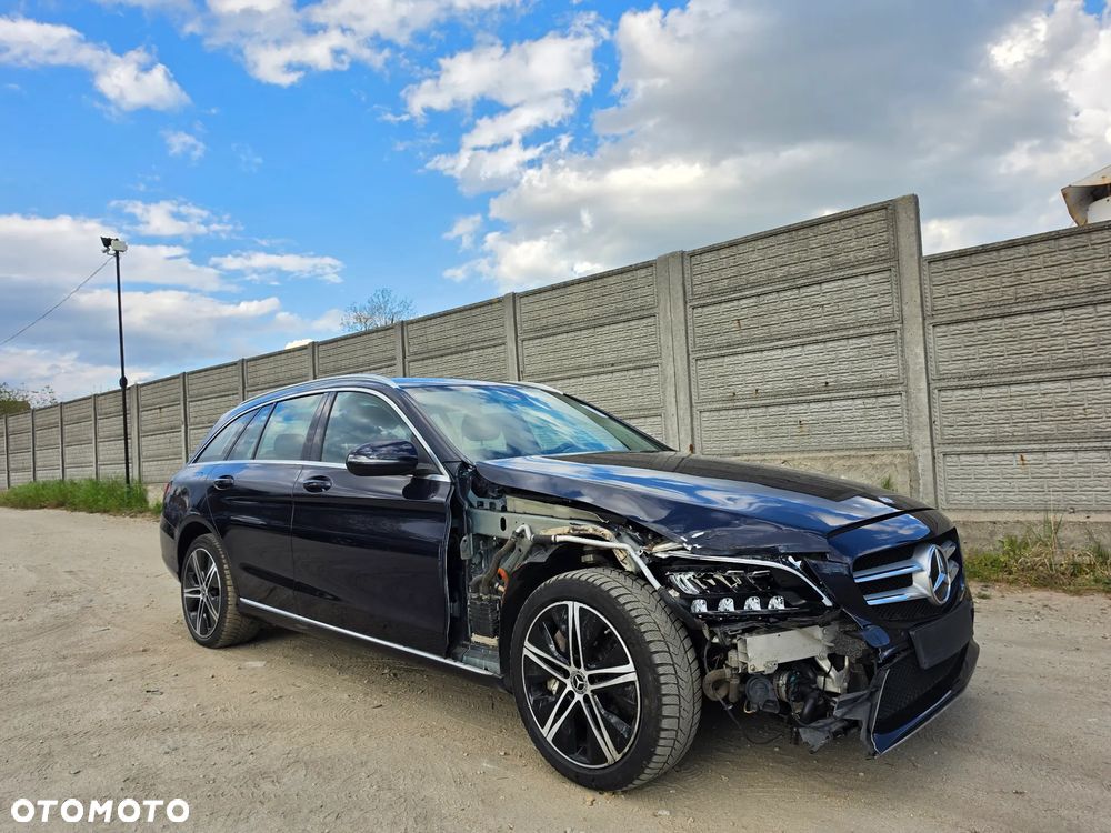 Mercedes-Benz Klasa C - 35
