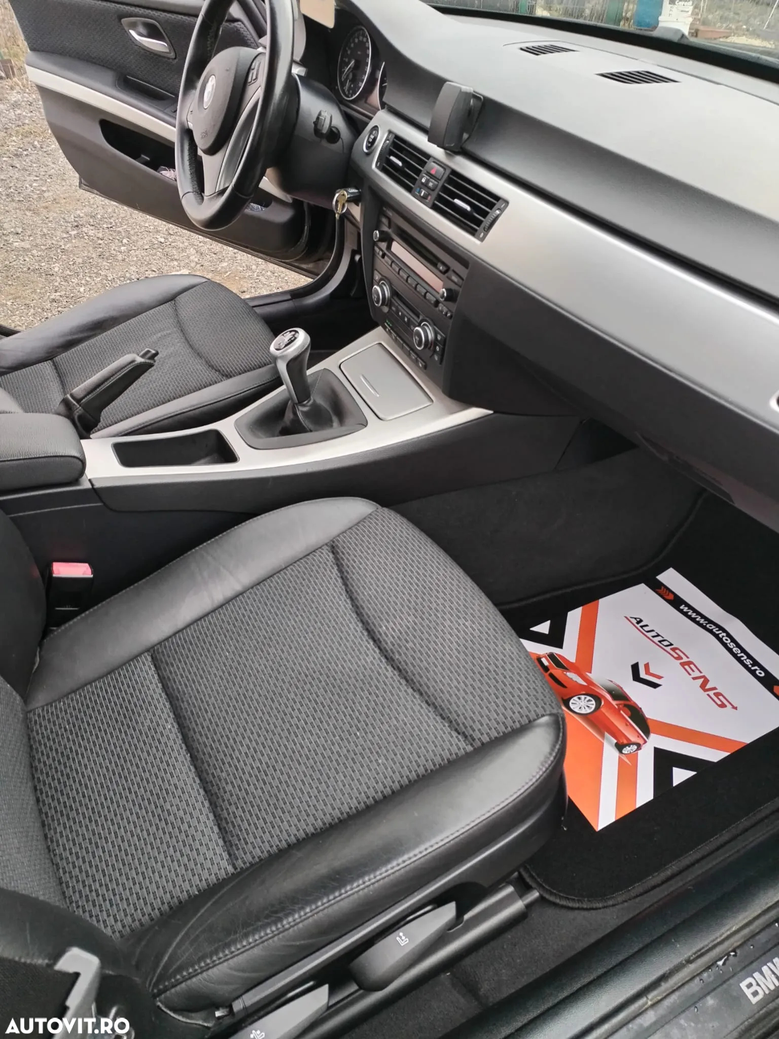 BMW Seria 3 318i - 16