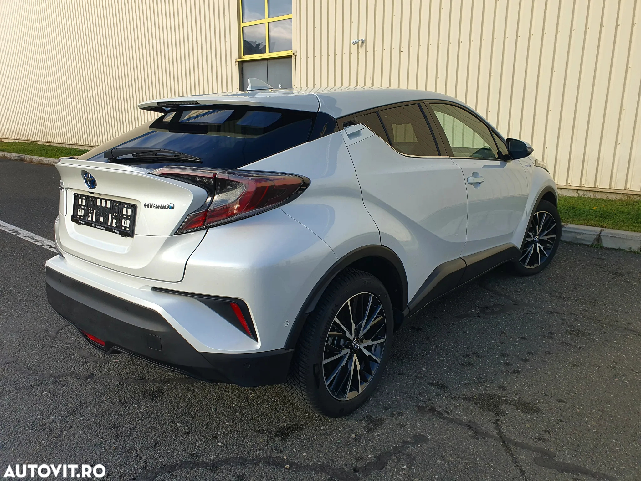 Toyota C-HR - 2