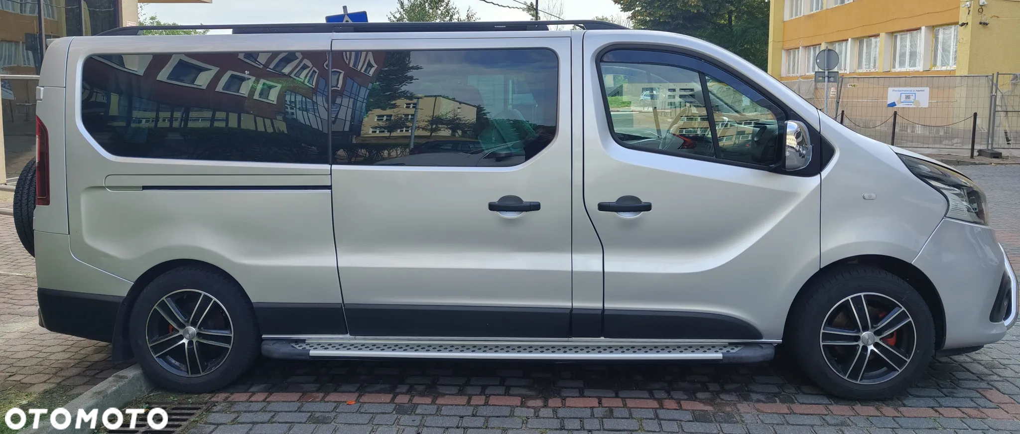 Renault Trafic - 11