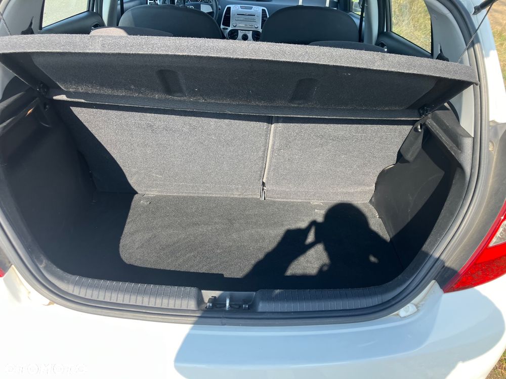 Hyundai i20 1.2 Edition 20 - 13