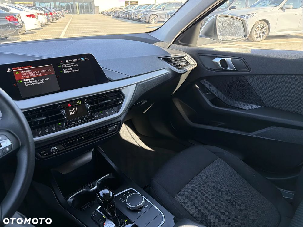 BMW Seria 1 118i Advantage - 19