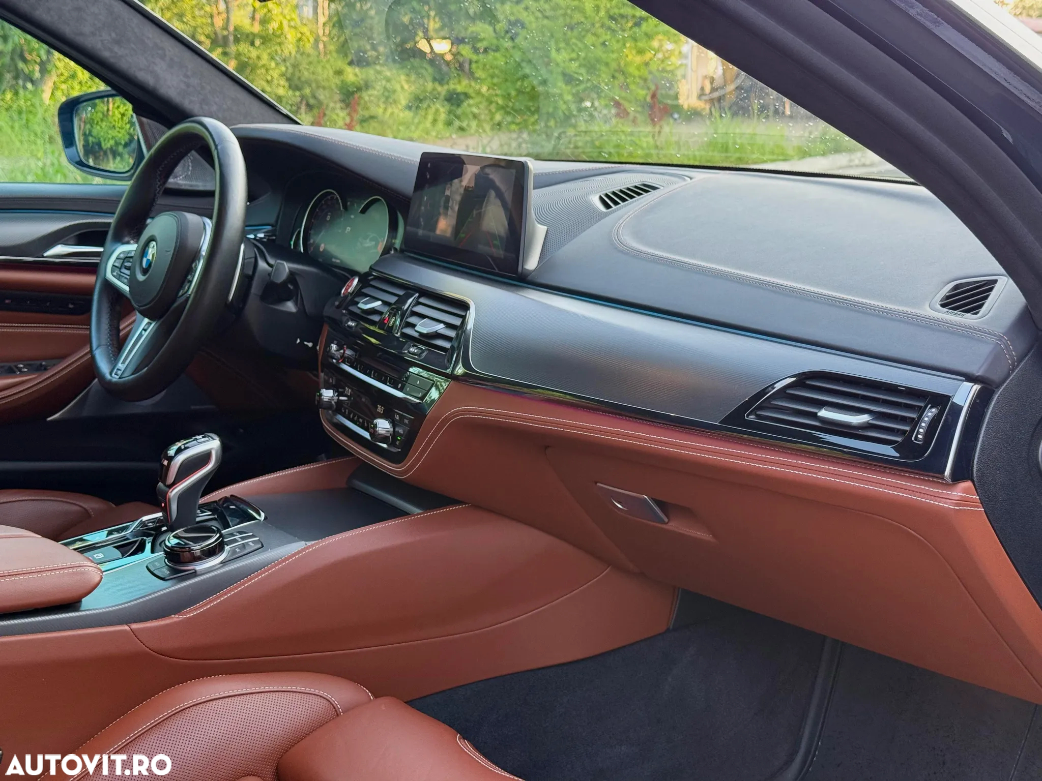 BMW M5 Competition - 10