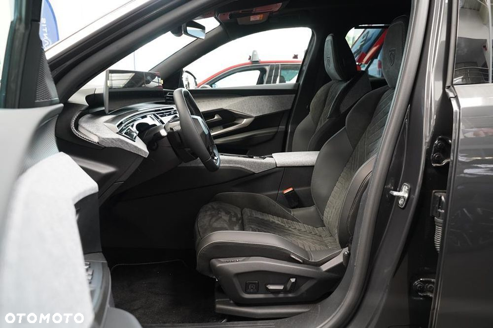 Peugeot 5008 1.2 PureTech mHEV GT S&S e-DCS6 - 12