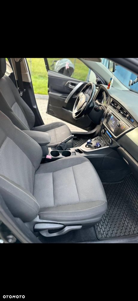 Toyota Auris 1.8 HSD Luna - 8