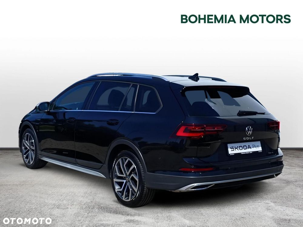 Volkswagen Golf - 4