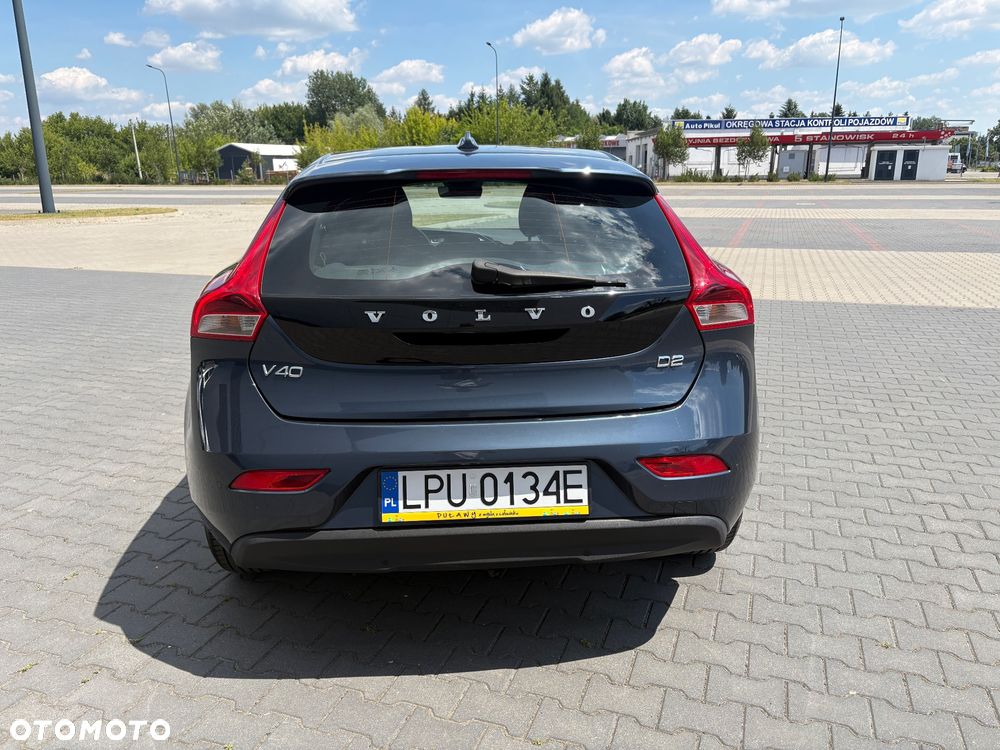 Volvo V40 D2 Momentum - 7