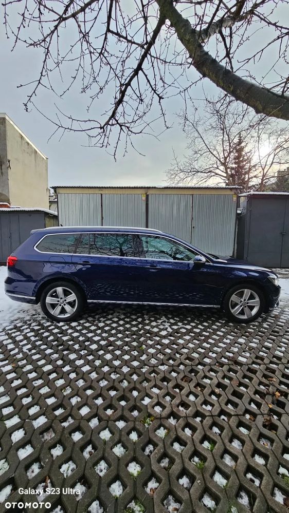 Volkswagen Passat 2.0 TSI 4Mot Highline DSG - 28