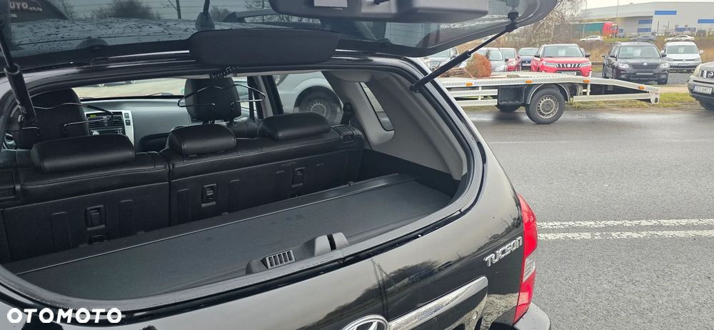 Hyundai Tucson 2.0 2WD Edition Plus - 17