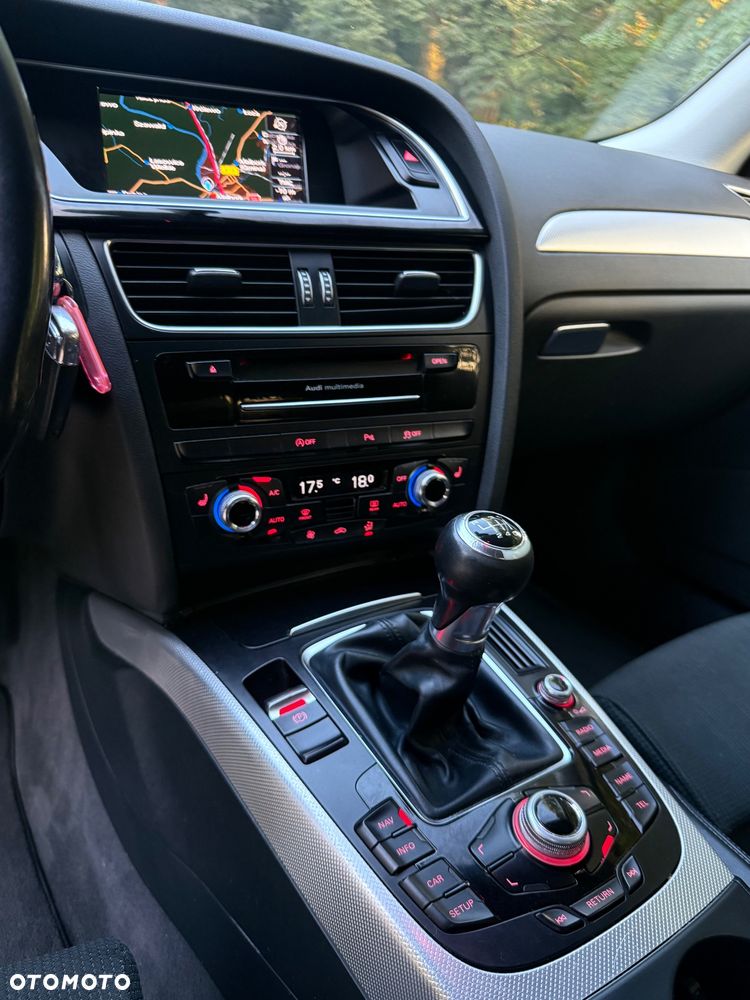 Audi A4 Avant 2.0 TDI DPF S line Sportpaket - 10