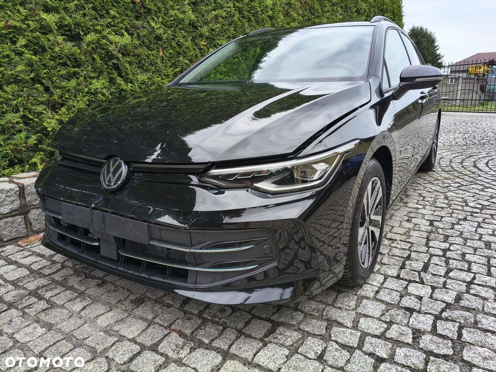 Volkswagen Golf 1.5 eTSI OPF DSG Energy - 8