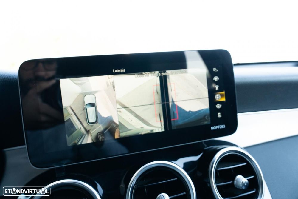Mercedes-Benz GLC 300 d 4Matic - 11