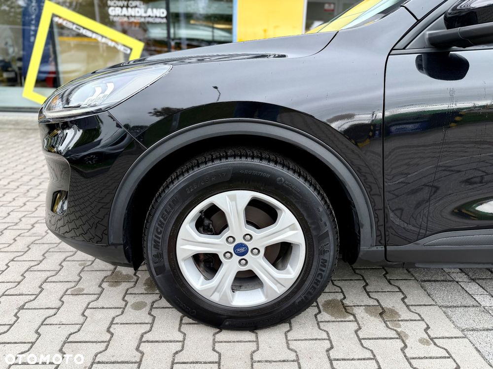 Ford Kuga 1.5 EcoBoost TITANIUM - 9