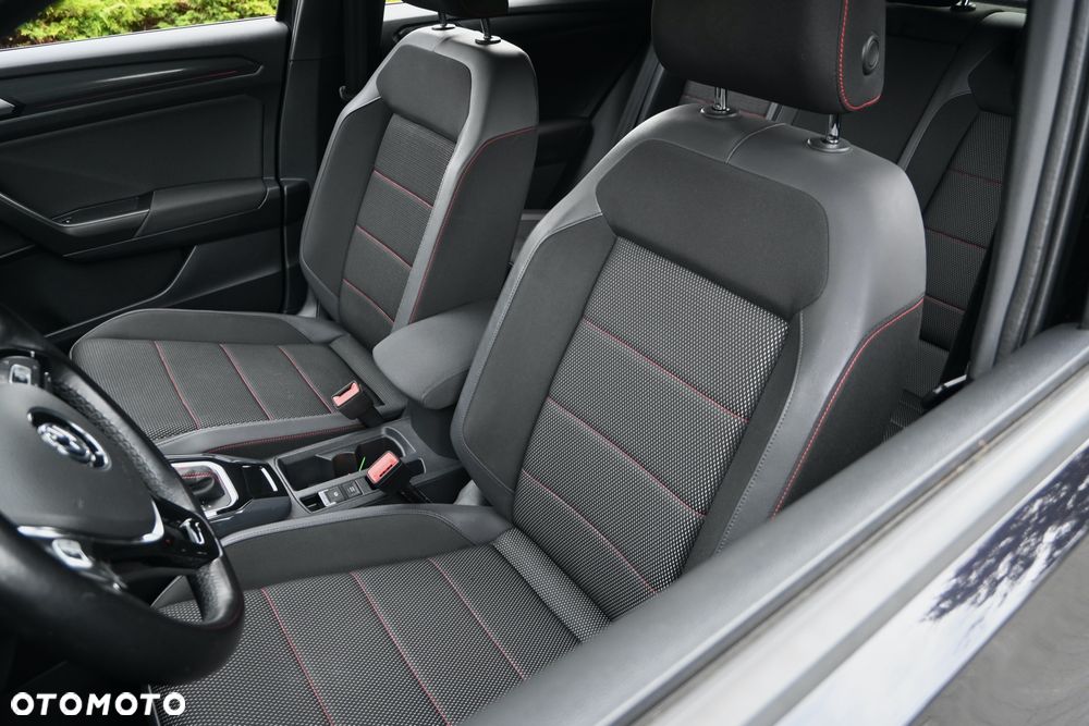 Volkswagen T-Roc 2.0 TDI SCR DSG Sport - 26