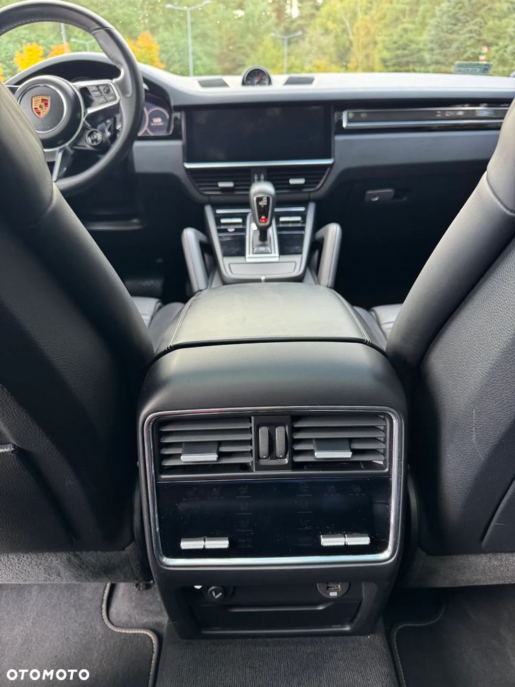 Porsche Cayenne Coupe - 33