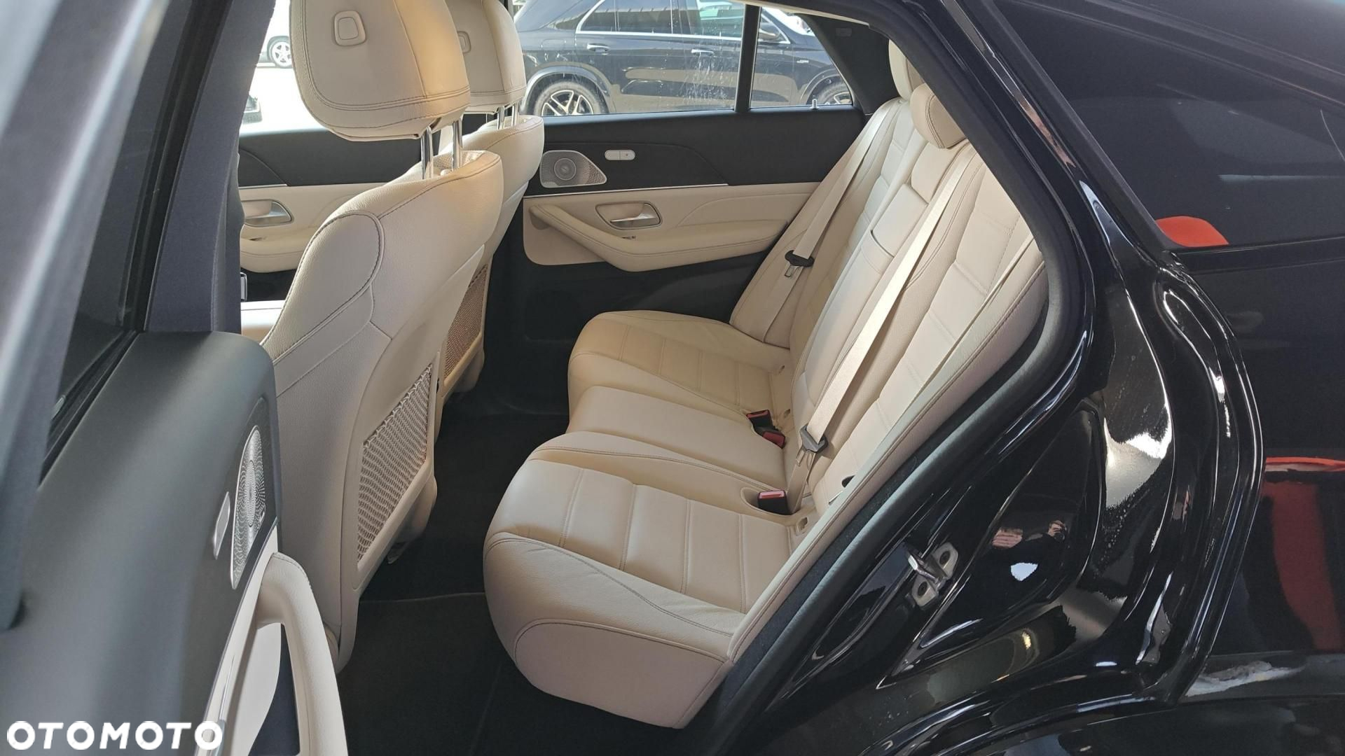 Mercedes-Benz GLE - 15