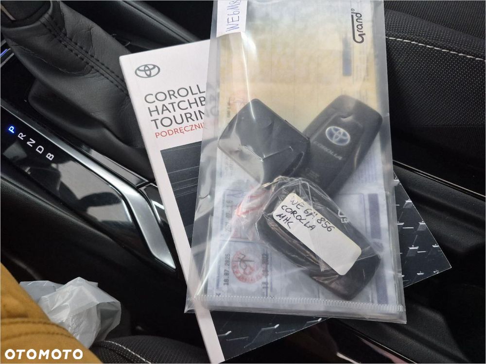 Toyota Corolla 1.8 Hybrid Comfort - 20