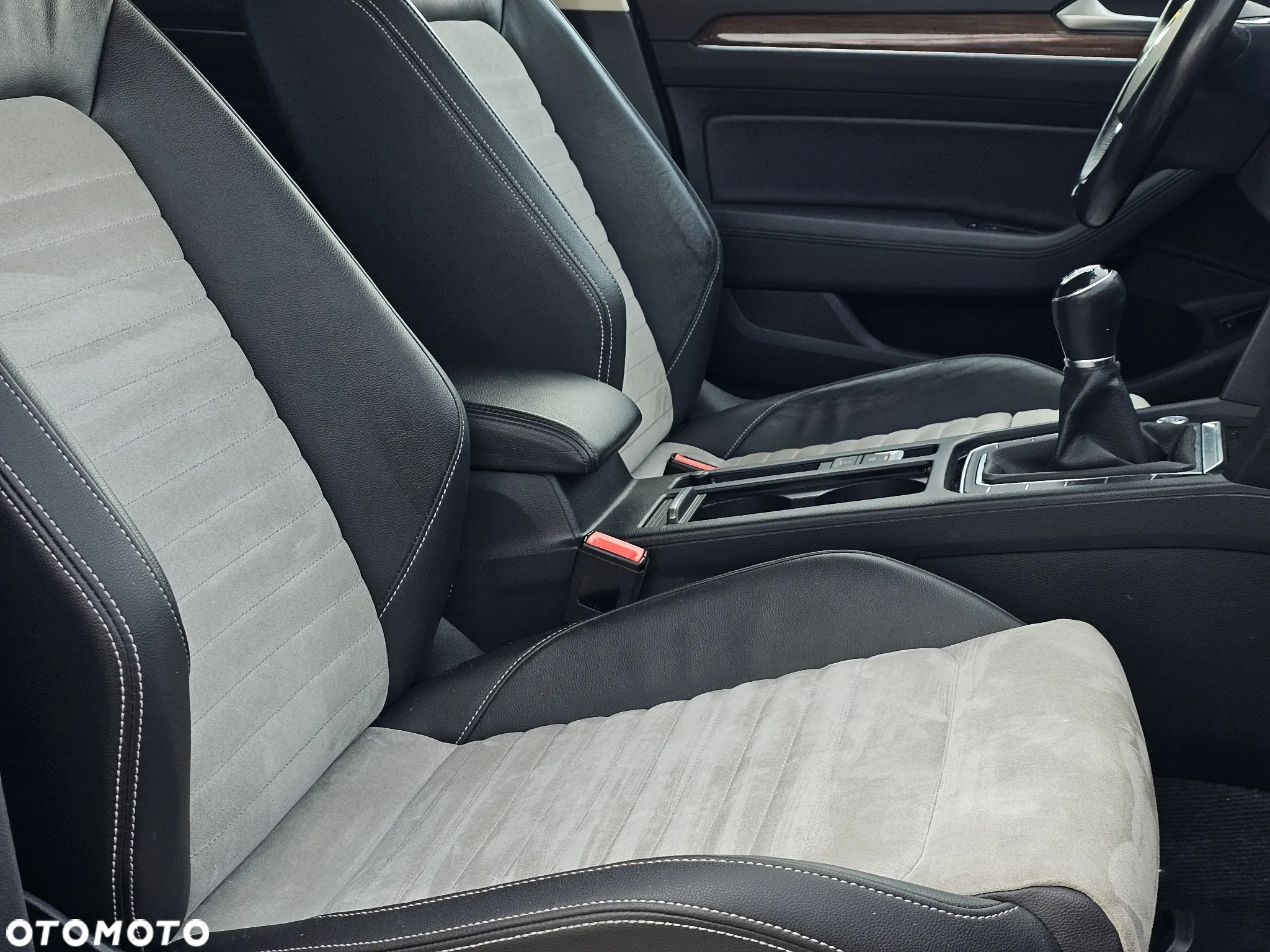 Volkswagen Passat 2.0 TDI BMT Highline - 9