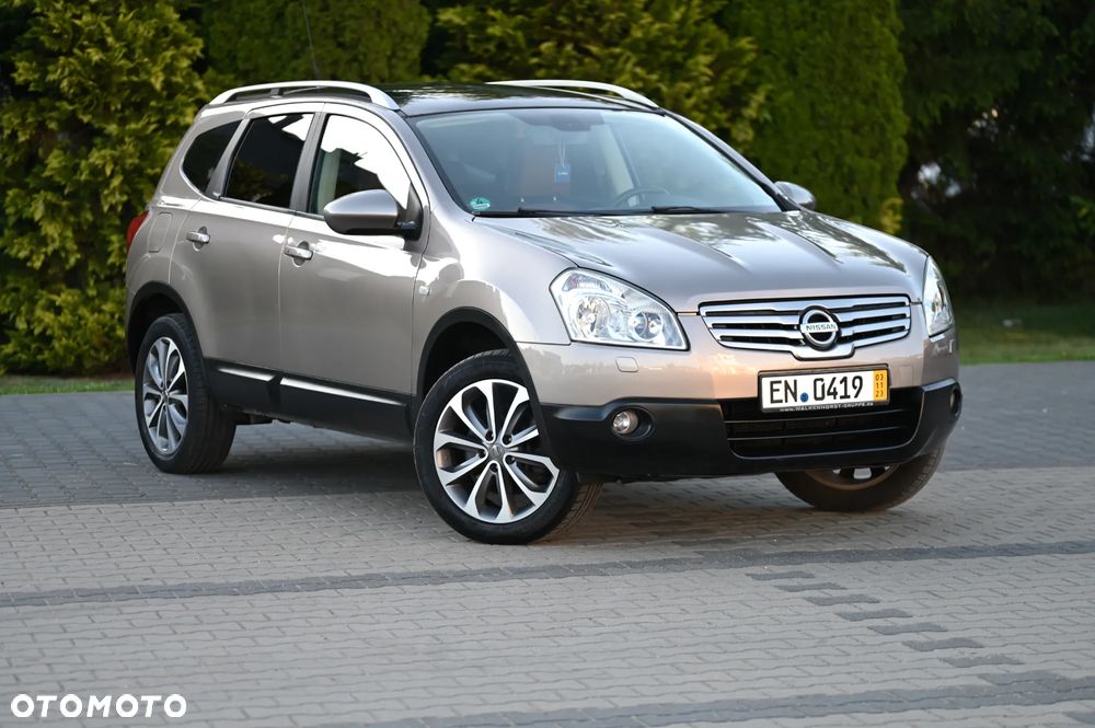 Nissan Qashqai+2 2.0 4x4 Tekna Premium - 2