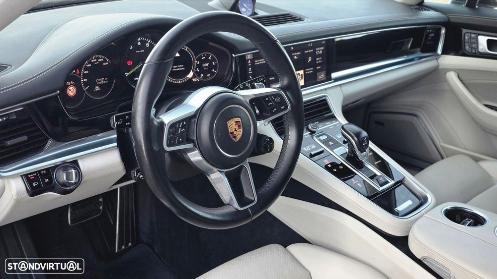 Porsche Panamera Sport Turismo 4 E-Hybrid Platinum Edition - 33