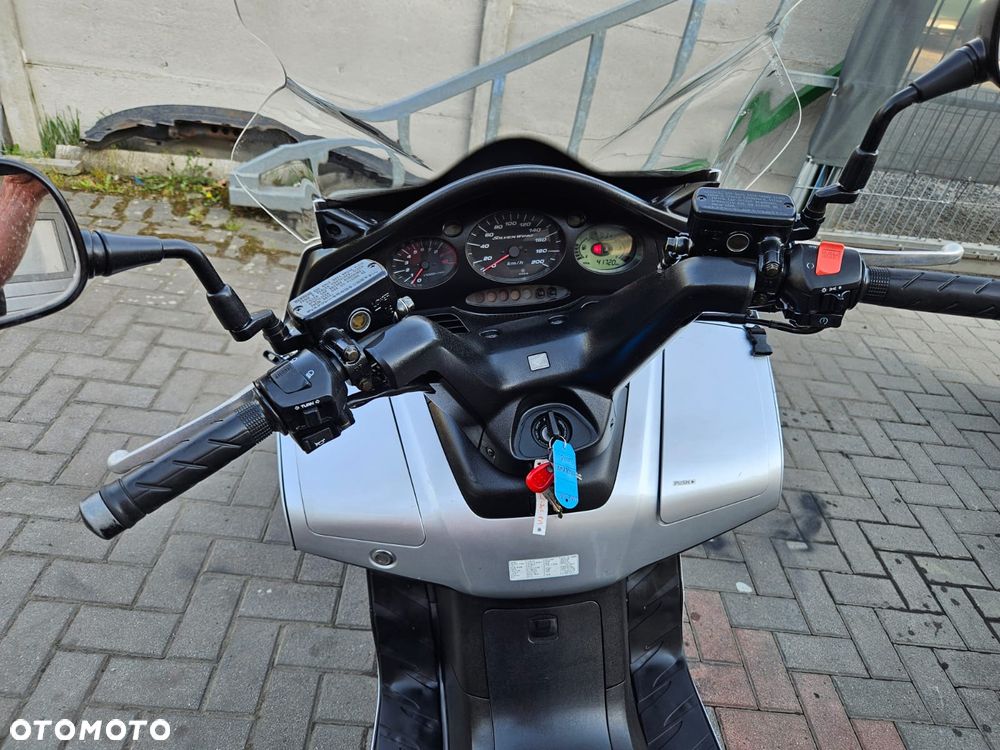 Honda Silver Wing - 9
