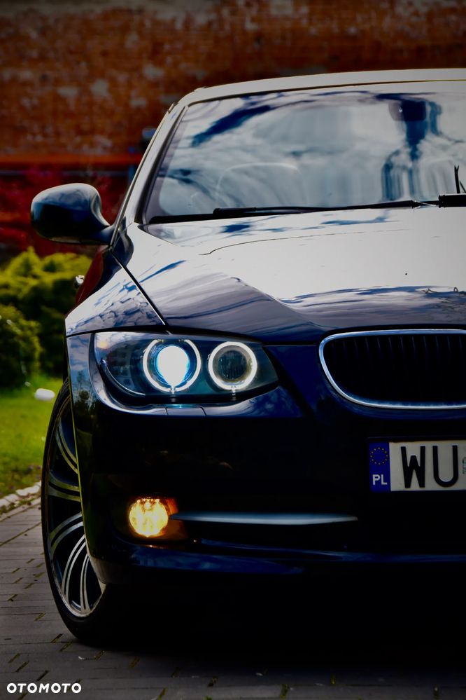 BMW Seria 3 320i - 1