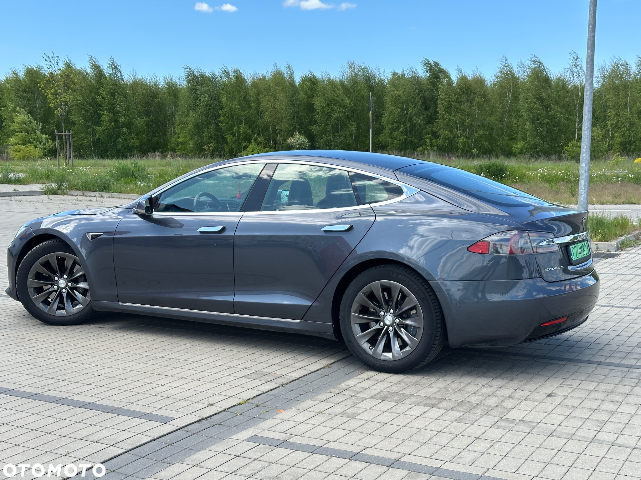 Tesla Model S 75 - 3