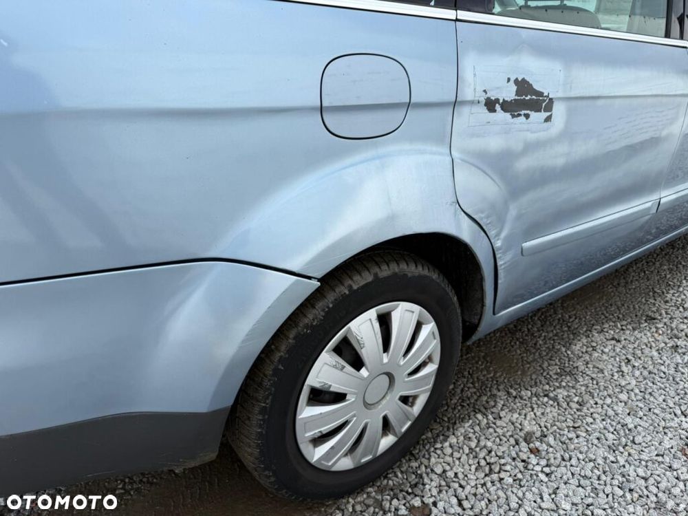 Ford Galaxy 2.0 Ghia - 20