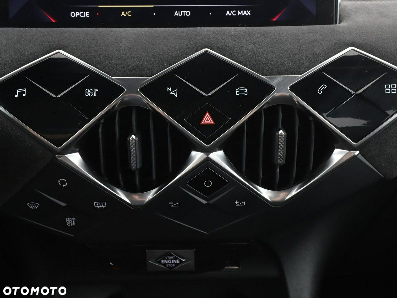 DS Automobiles DS 3 Crossback 1.2 PureTech Performance Line - 28
