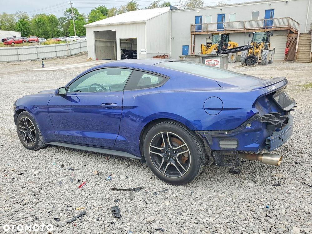 Ford Mustang 3.7 V6 Premium - 2