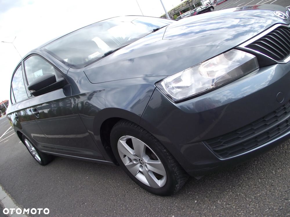 Skoda RAPID 1.2 TSI Ambition - 14