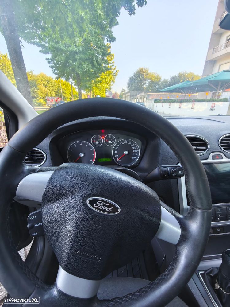 Ford Focus 1.4 16V Connection - 6