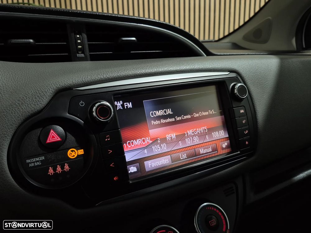 Toyota Yaris 1.4 D-4D Comfort+P.Style - 16