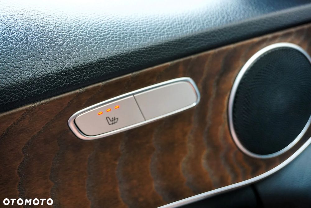 Mercedes-Benz Klasa C 200 7G-TRONIC Avantgarde - 33