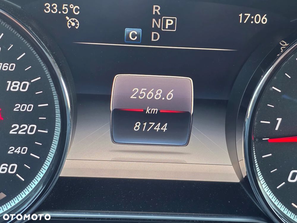Mercedes-Benz Klasa E 220 d 4-Matic 9G-TRONIC - 7