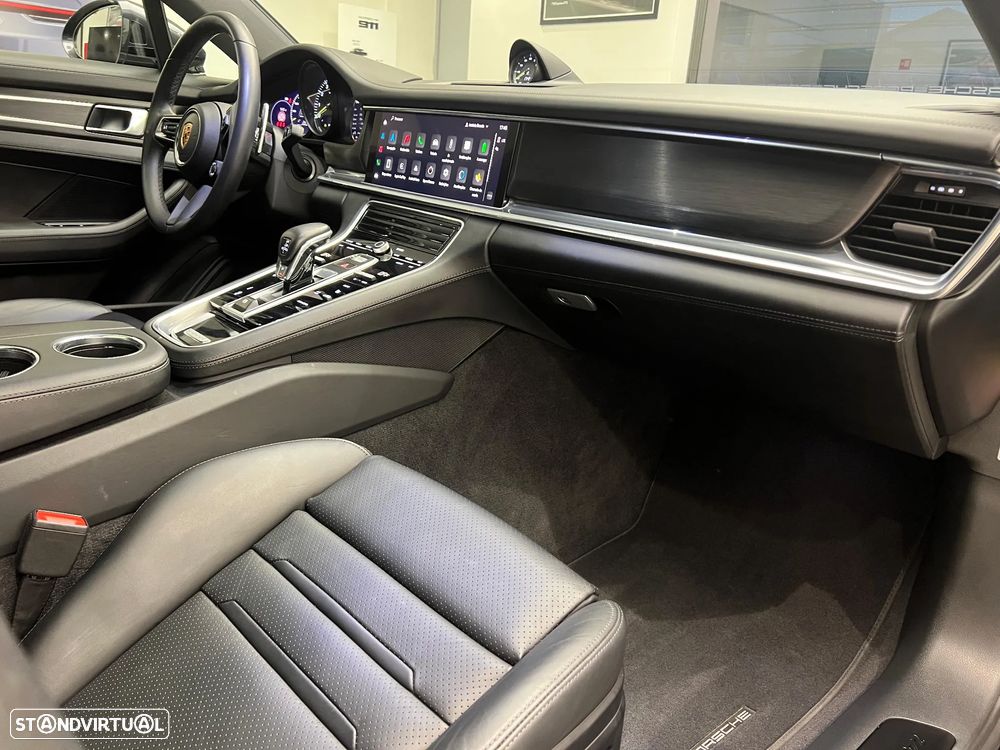 Porsche Panamera - 31