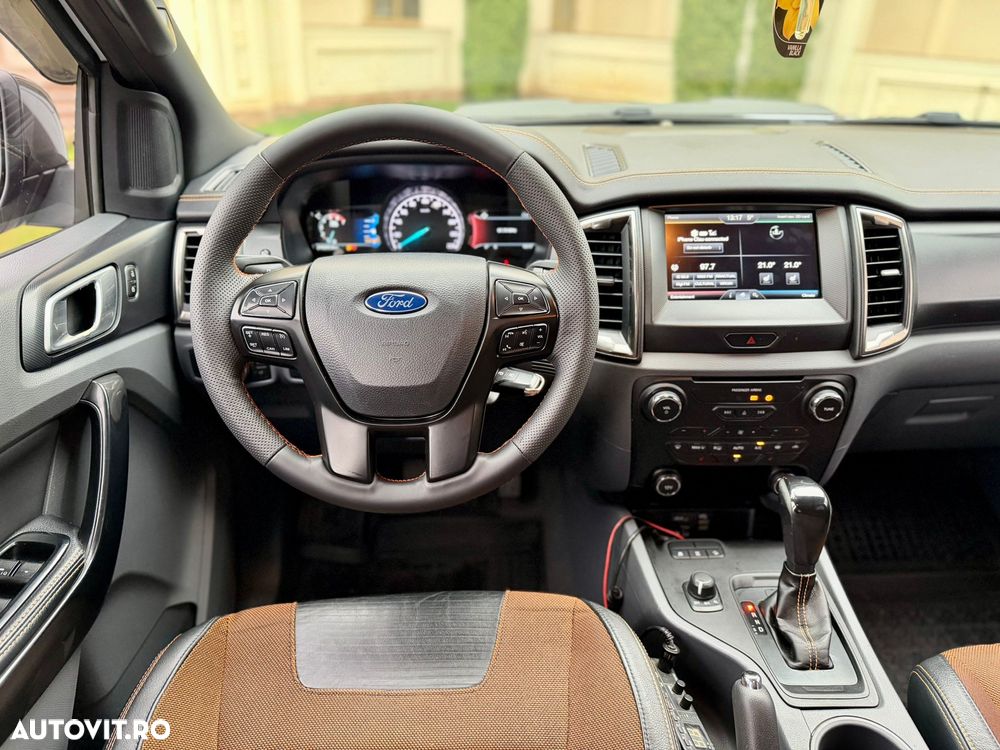 Ford Ranger Pick-Up 3.2 TDCi 4x4 Cabina Dubla WILDTRACK Aut. - 6
